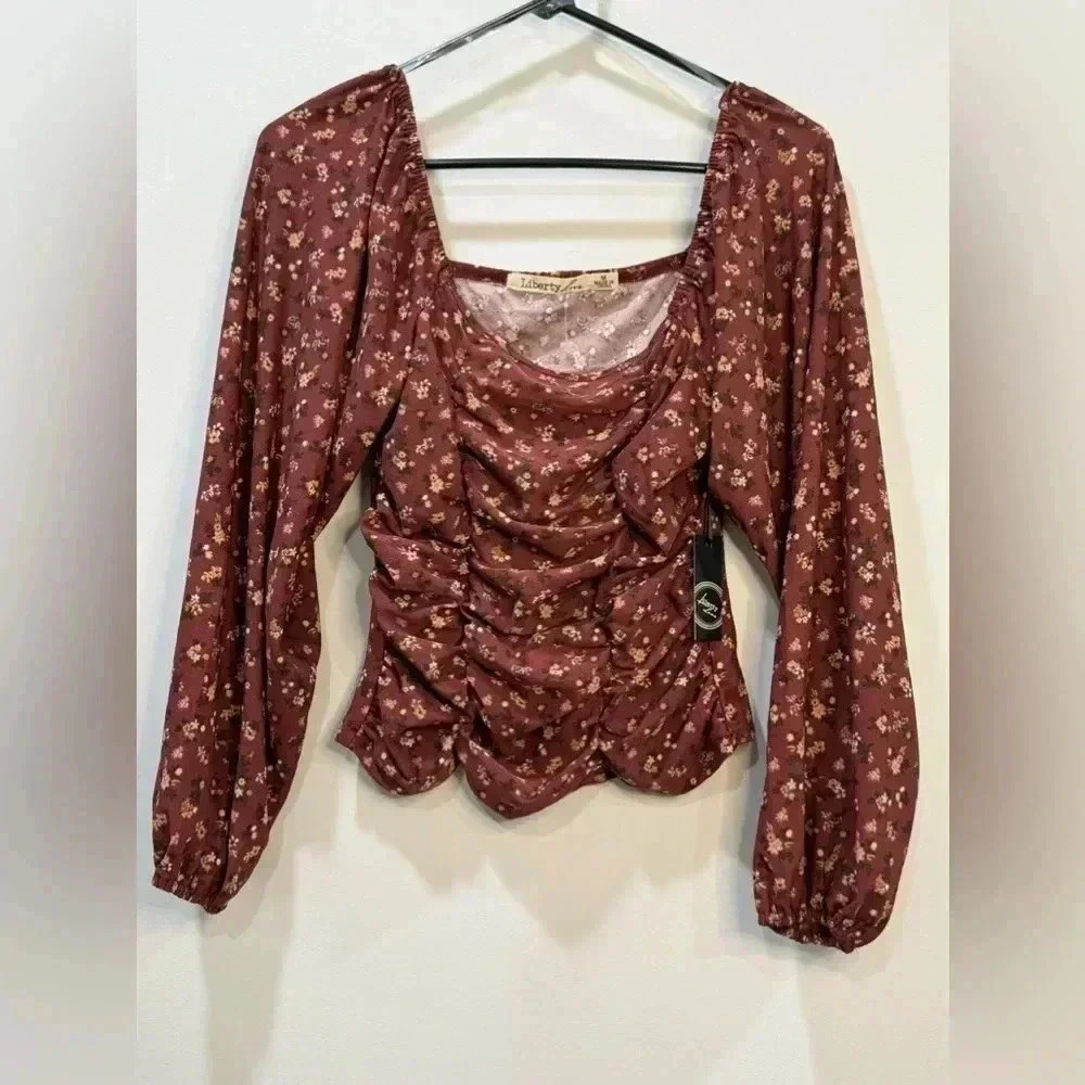 NWT Liberty Love Long Sleeve Ruched Front Floral Blouse M